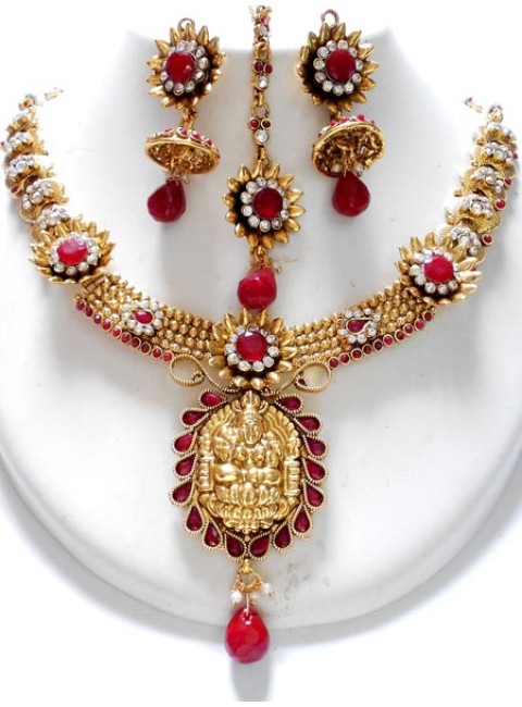 Polki Necklace Set